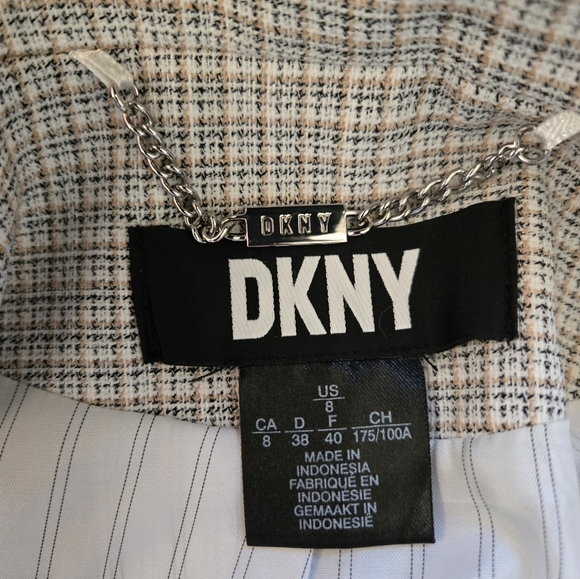 DKNY Double-Breasted Blazer| branded Buttons. Microplaid,white,beige,black. 8 - Picture 12 of 14